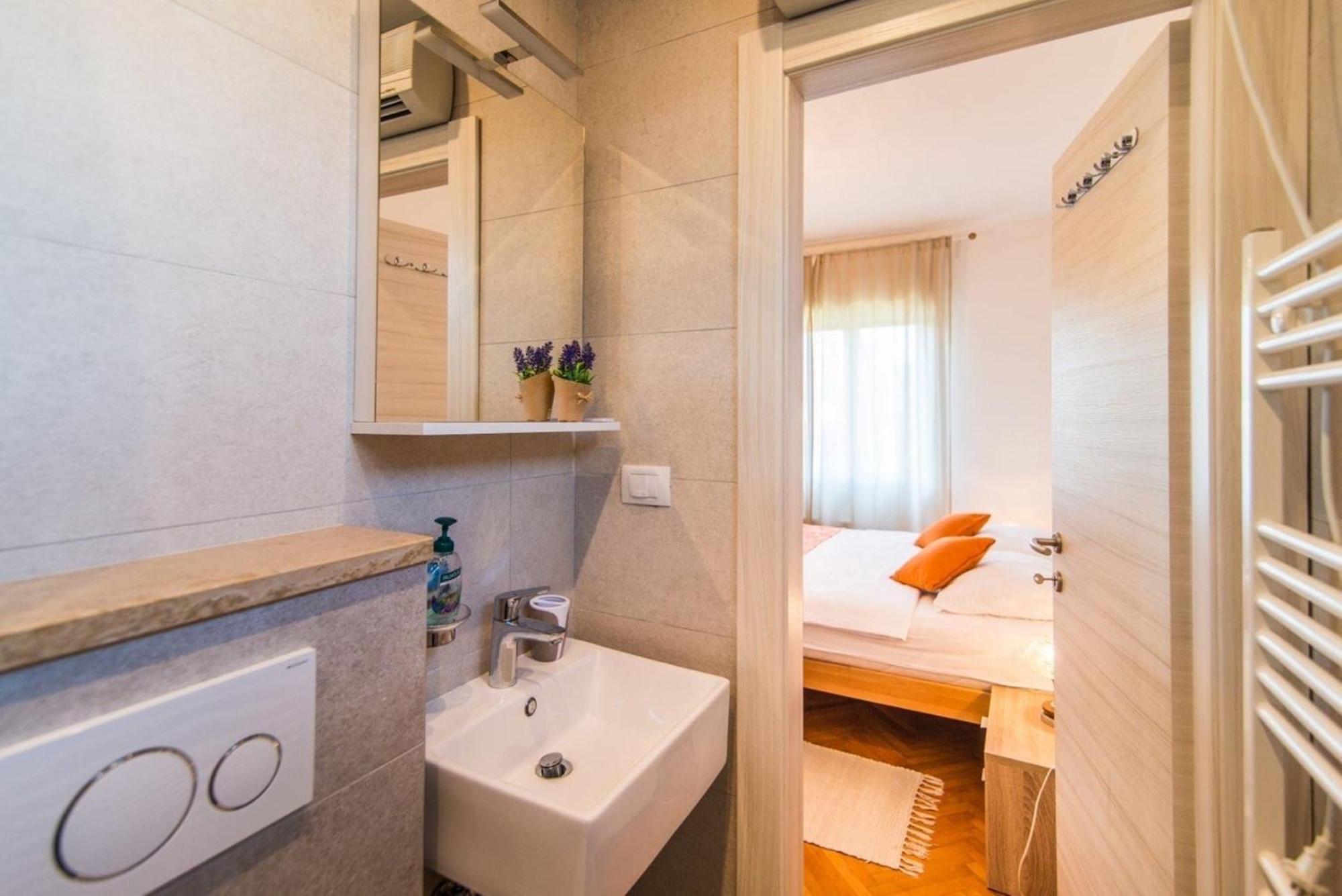 Villa Amalija - Apartment Amy Medulin Luaran gambar